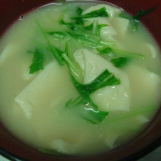 なめらか高野豆腐と水菜の生姜味噌汁
